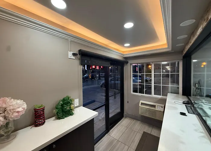 Resort: Simplestay Suites - Downtown San Bernardino