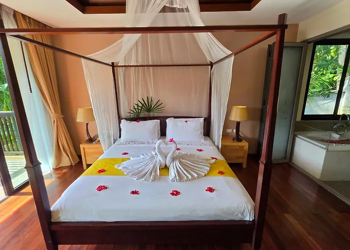 Luxury hotel only: Hula Hula Resort L Truly Tropical And Fun Wellness