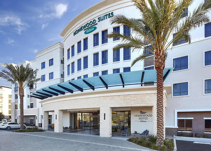 Hotel with pool: Homewood Suites By Hilton San Diego Hotel Circle/Seaworld Area