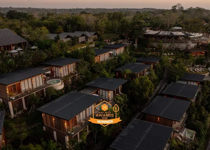 Resort: Gruen Uluwatu