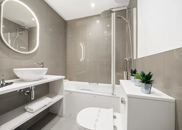  Nell Gwynn Chelsea Accommodation