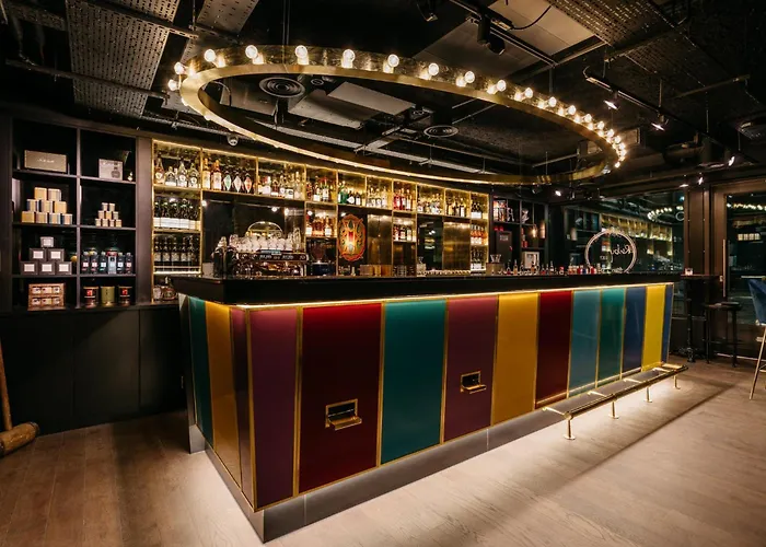  Ruby Lucy London By Ihg