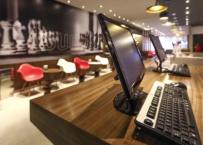 Ibis Obelisco