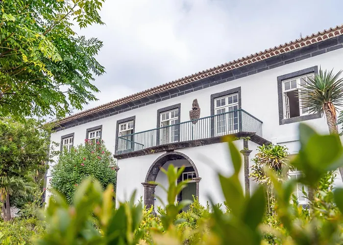 Azores Youth Hostels - Sao Miguel