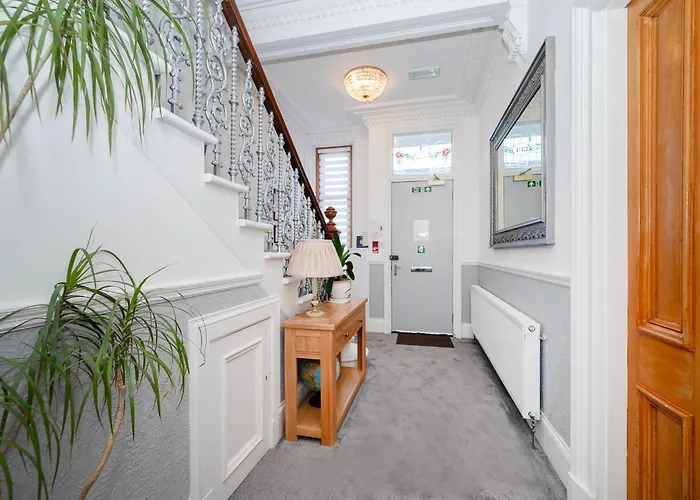 Granite City Guest House