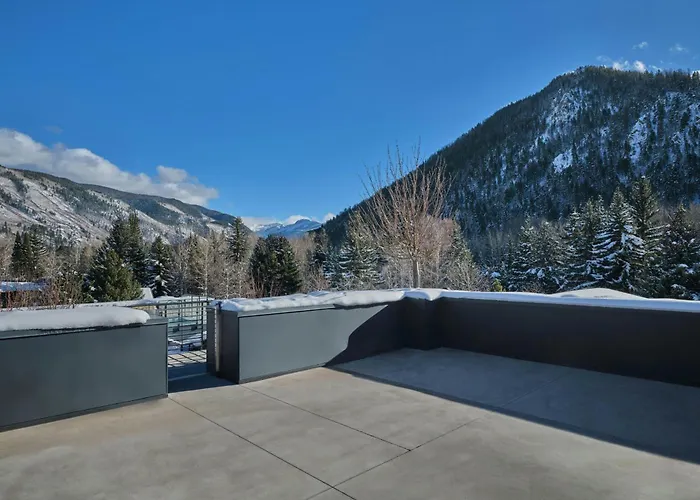 Hotel Jacuzzi: W Aspen