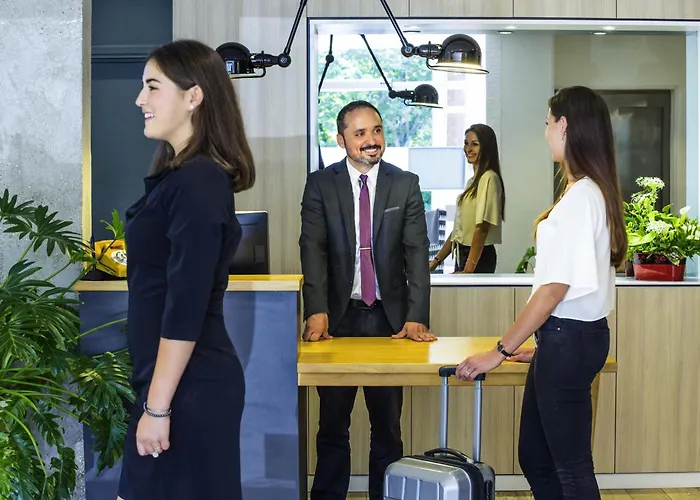 Animaux admis Mercure Castres L'Occitan