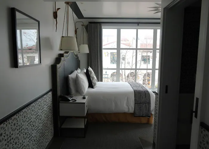Hotel suites Californian