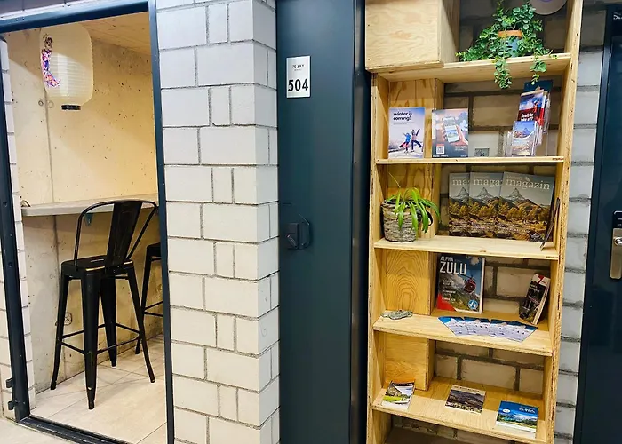 Peaky Riders Self Check-In Hotel