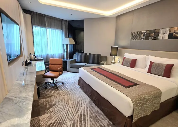 In Luxury hotels Graceland Bangkok By Grace - Sha Extra Plus