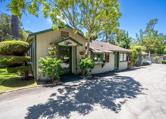 Carmel Inn