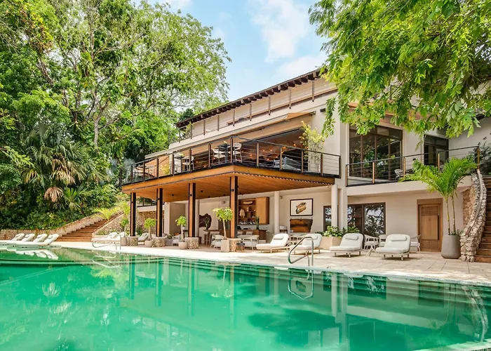 Hotels with pool Las Lagunas Boutique