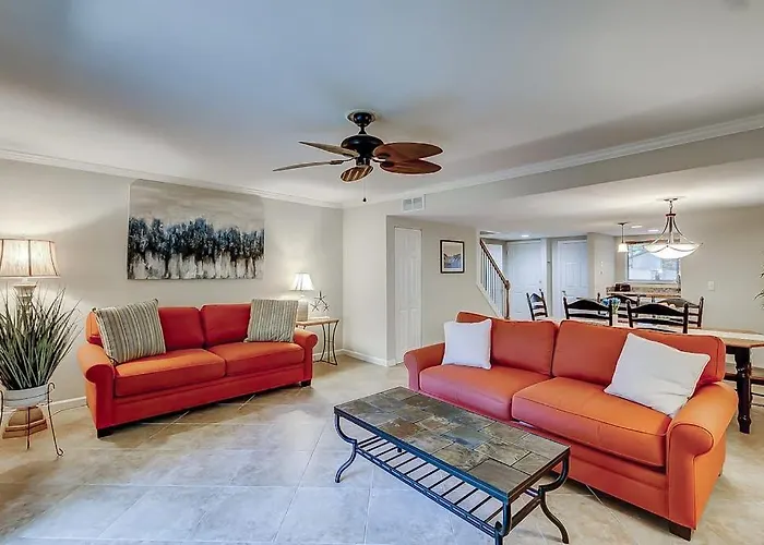 Dog friendly hotels Stones Throw 30