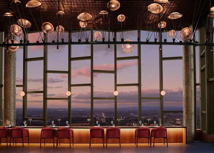 Ritz-Carlton,