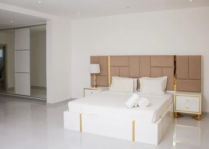 Hotel Kilimanjaro