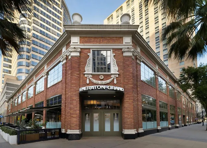 Hotels With Four Stars Sheraton Grand Sacramento