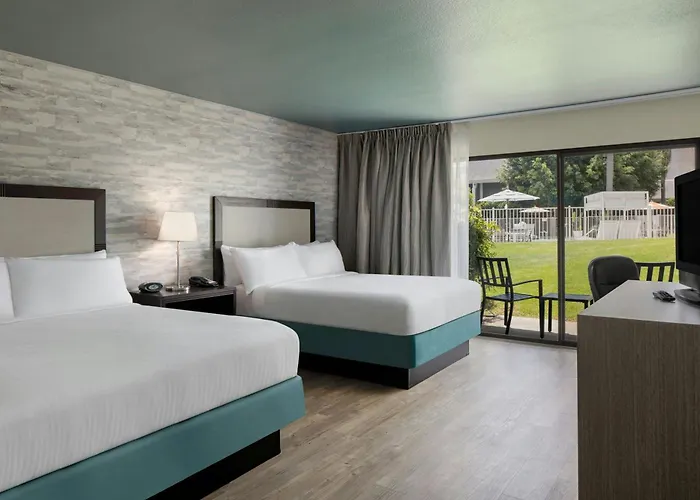 Carlsbad By The Sea Hotel