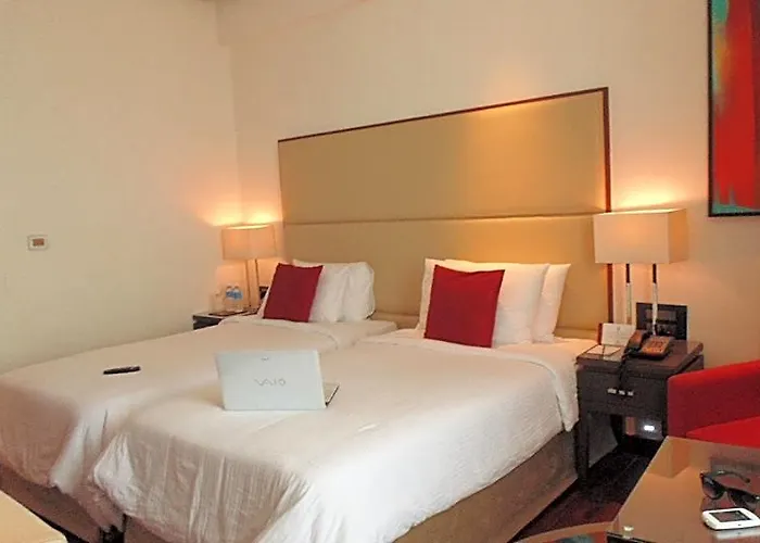 Fabhotel Sehrawat