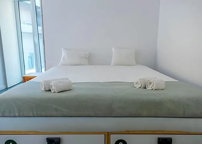 The Hostels Moon Hill