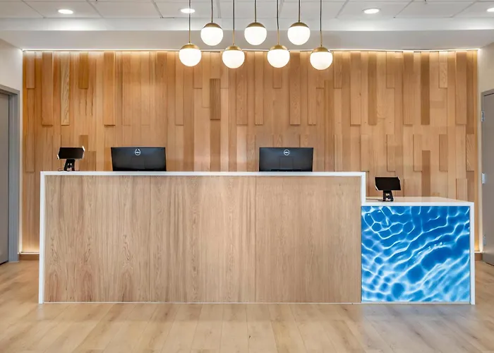 Four Points By Sheraton Newark Airport