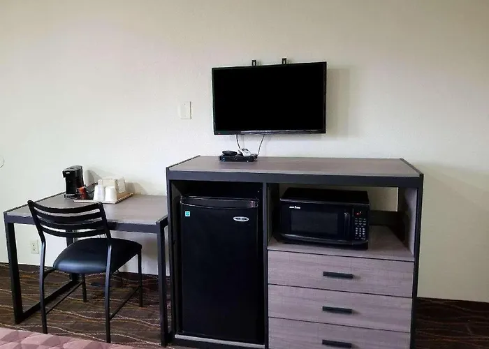 Americas Best Value Inn Alexandria