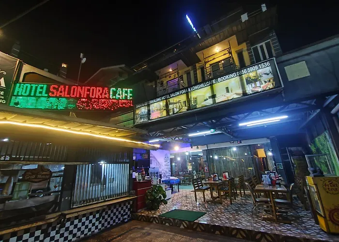 Salon Fora & Longhill Cafe Fora