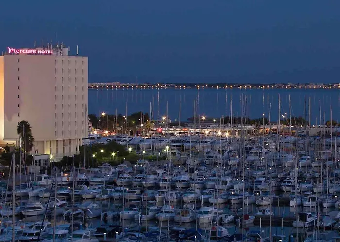  Mercure Port