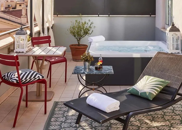 Animaux admis Mercure Roma Corso Trieste
