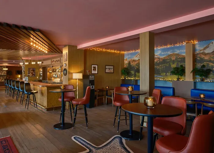 Viewline Snowmass, Autograph Collection