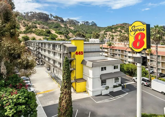 moteles Super 8 By Wyndham San Diego Circle