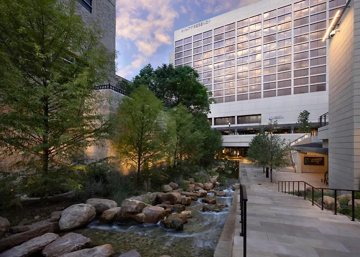 Hyatt Regency Riverwalk