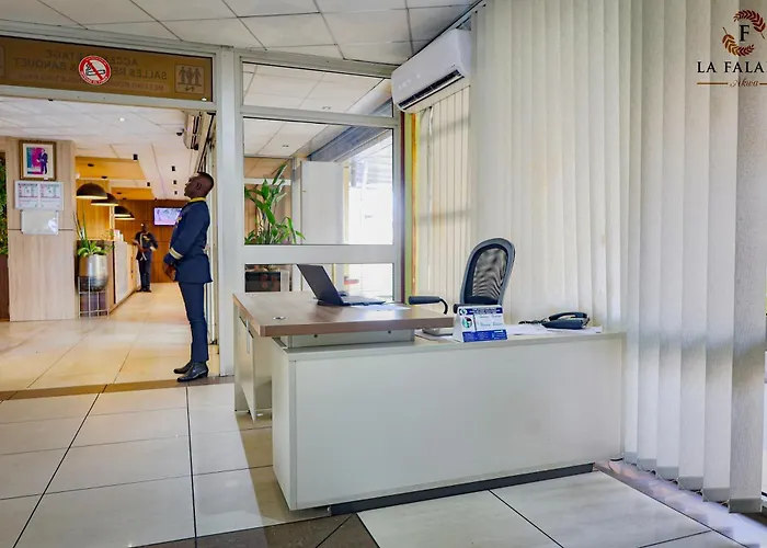 Hotel Résidence La Falaise