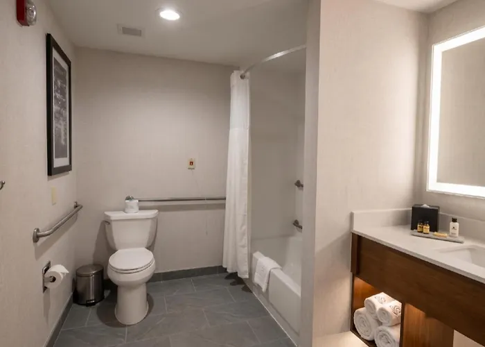 Best Western Plus Boston