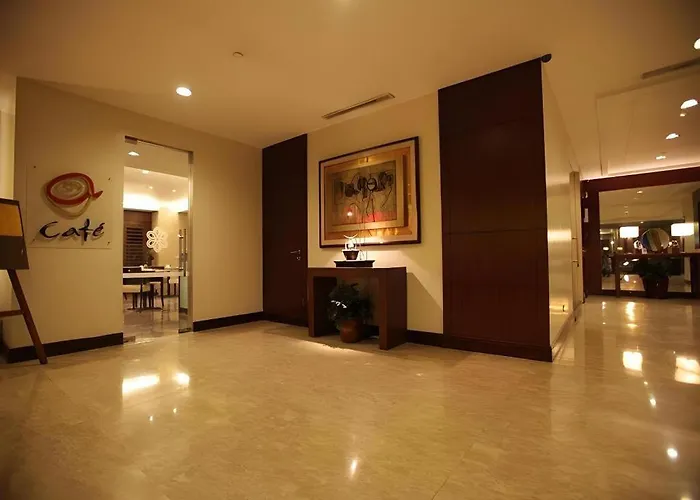 Amorsolo Mansion Hotel