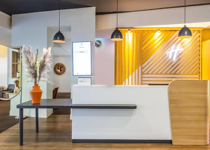 Holiday Inn By Ihg