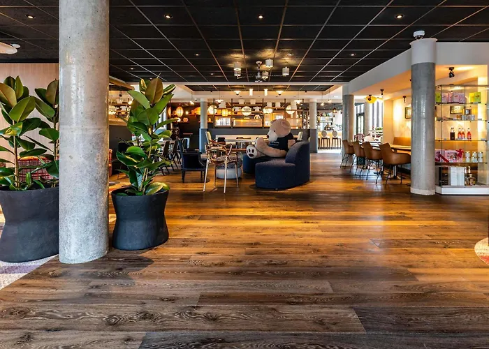 Novotel Suites Centre