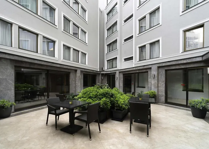 Mercure Bomonti