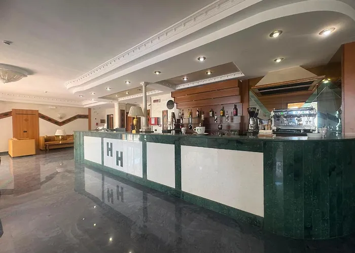 Hotel Holiday