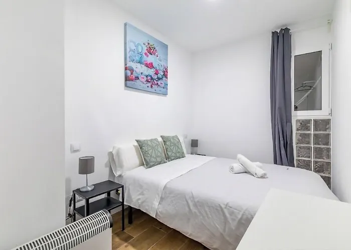 AYZ Luis Cabrera-Auto check-in property