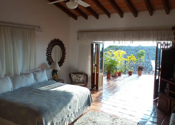 Casa Isabel A Boutique Hilltop