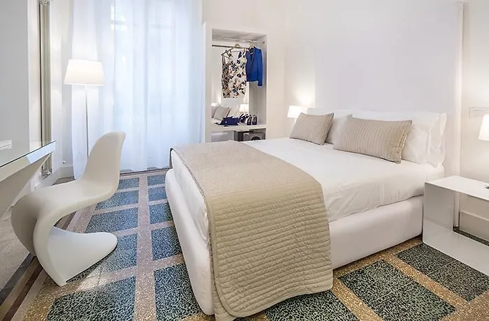 Home Boutique Luxury & Design