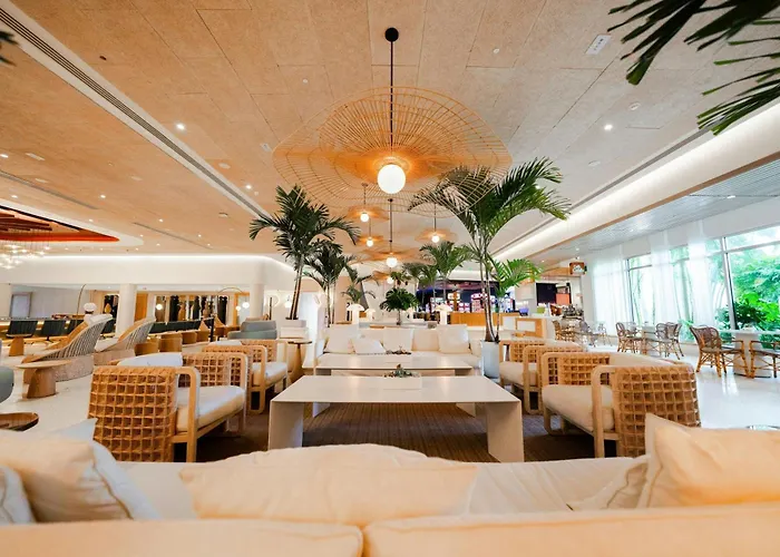 Courtyard By Marriott Isla Verde Beach Resort