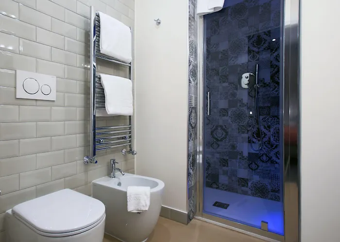 Trevi Contemporary Suite