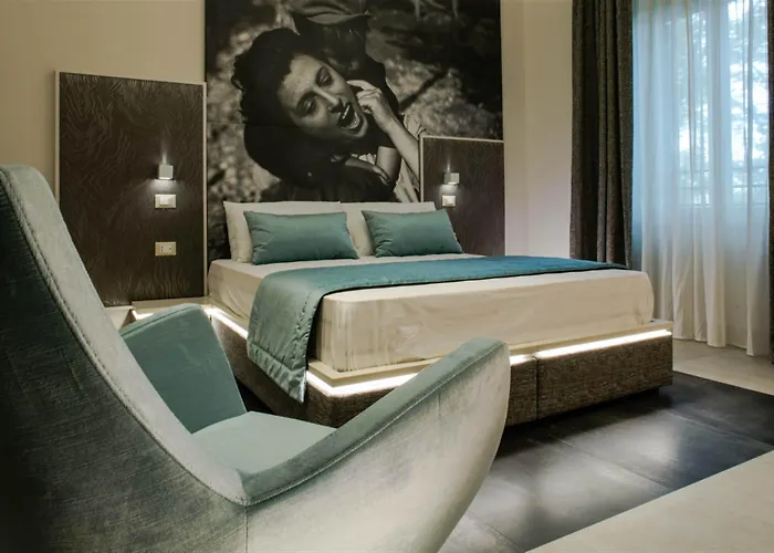 Via Veneto Luxury Suites
