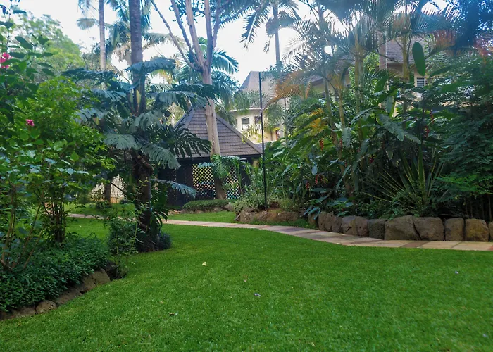 Mimosa Court Apartments
