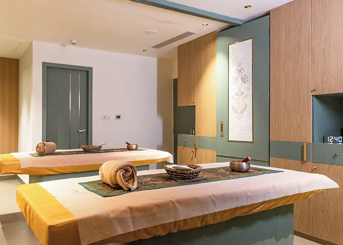 Holiday Inn Omr It Expressway By Ihg