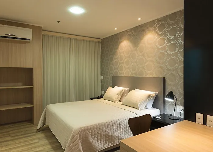 Arrey Executive Hotel