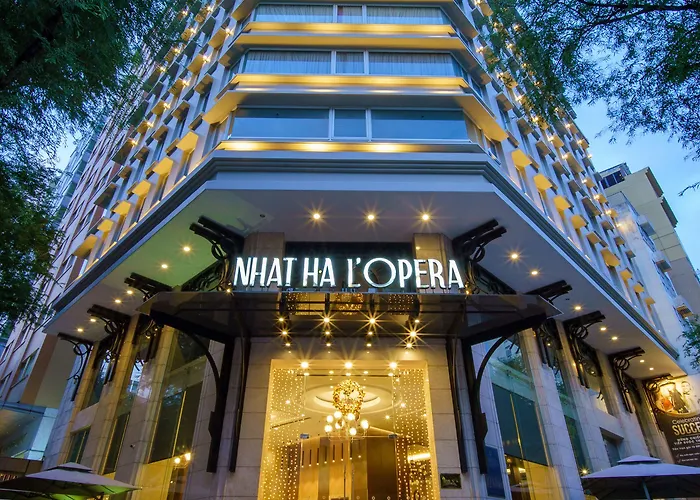 Nhat Ha L'Opera Hotel