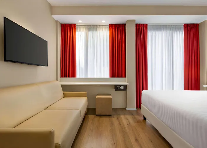  Wyndham Garden Florence