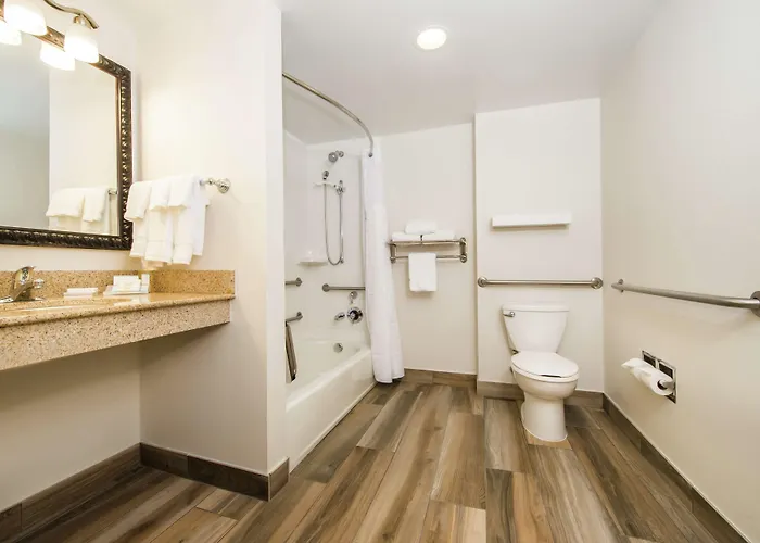 Hilton Garden Inn Charlottesville